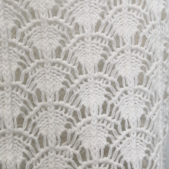 Crochet tank top - Picture 2 of 4